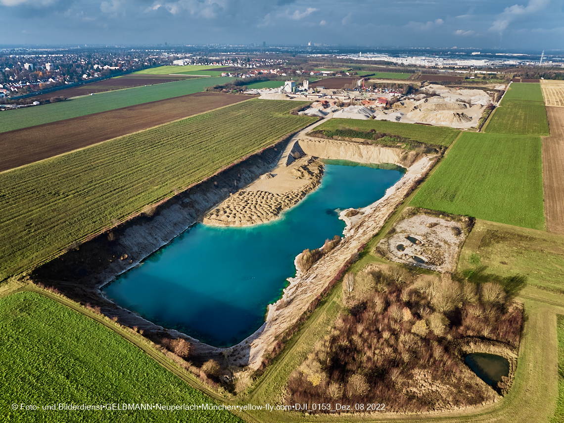 08.12.2022 - Quetschwerk - DEMOS-Wohnbau - Bauplatz in Gronsdorf 08.12.2022 - Quetschwerk - DEMOS-Wohnbau - Bauplatz in Gronsdorf